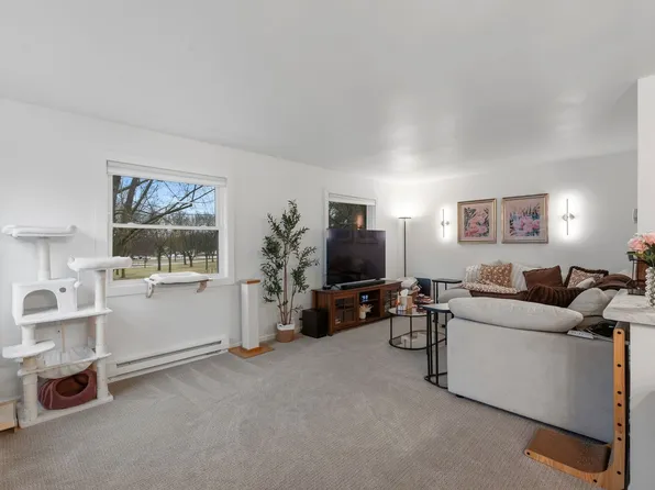 Honey Lane, 1931 S 124th St #1933, New Berlin, WI 53151