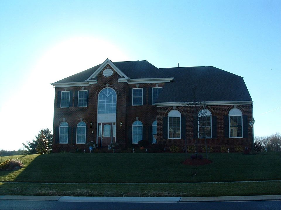 Quiet Upscale Neighborhood
