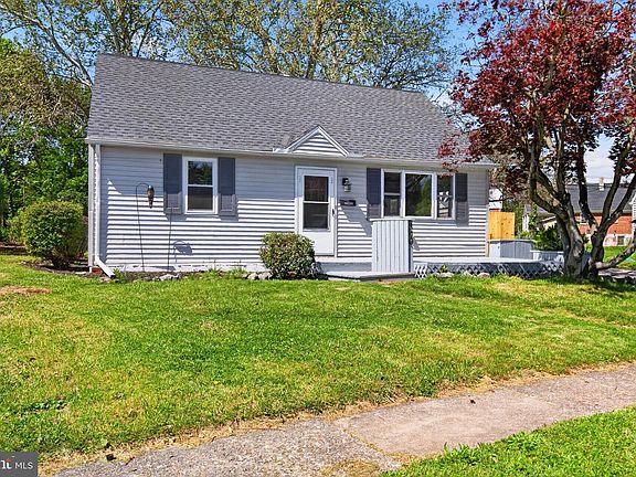 4th image of 340 Charles Rd
