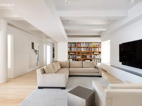 227 West 17th Street image 10 of 23