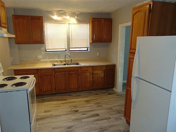 5th image of 5218 Avenue C