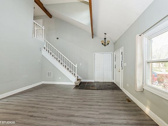 2nd image of 15706 Chesterfield Ln