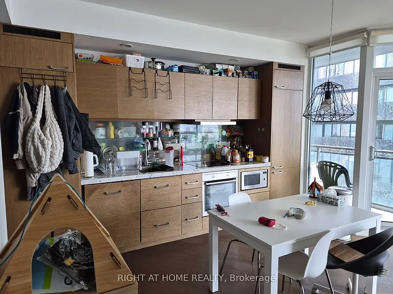 45 Charles St E #4712 — Photo 40