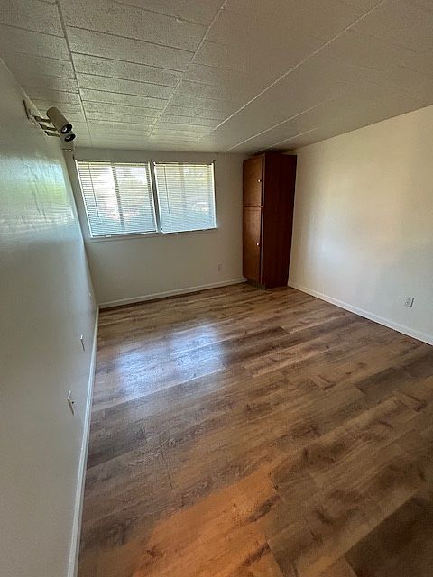 Large Master Bedroom