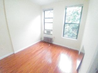 10 Delancey St #R3, New York, NY 10002
