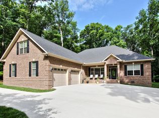 422 Goweli Trl, Vonore, TN 37885