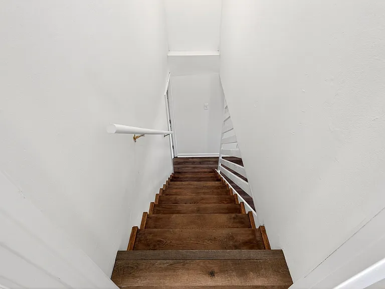 3734 Carol Park Rd — Photo 30