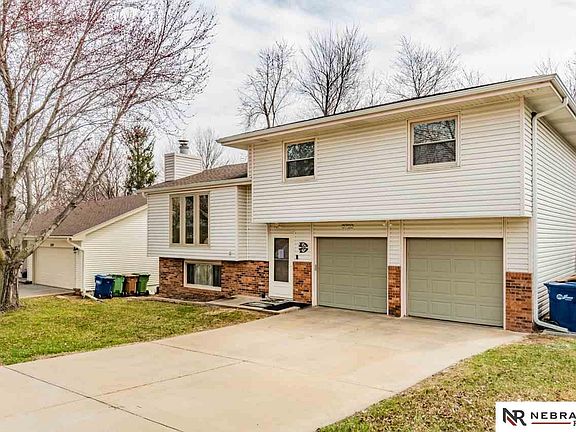 2nd image of 3723 Lookingglass Dr