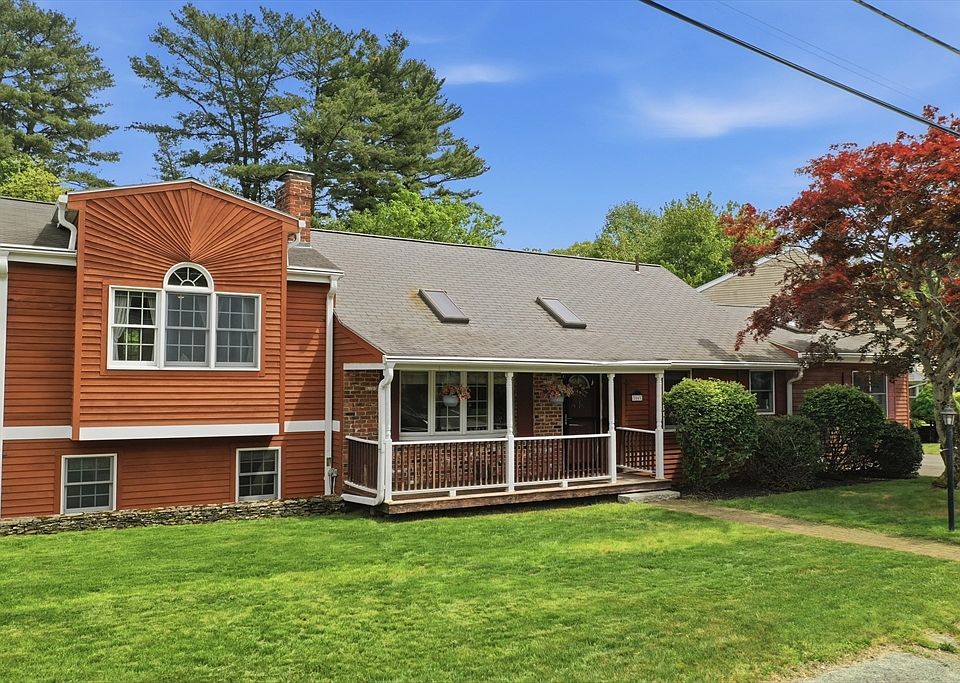 1st image of 84 Patricia Ln