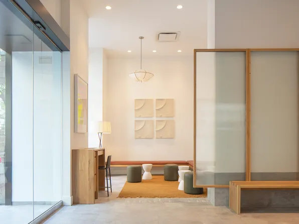 234 East 46th Street image 7 of 17