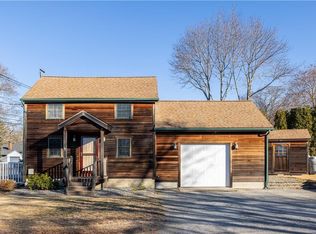 390 Fairview Ave, Coventry, RI 02816