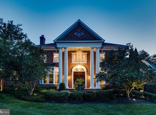 9620 Tackroom Ln, Great Falls, VA 22066