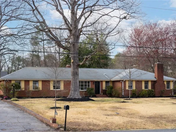 1518 Knollwood Dr, North Chesterfield, VA 23235