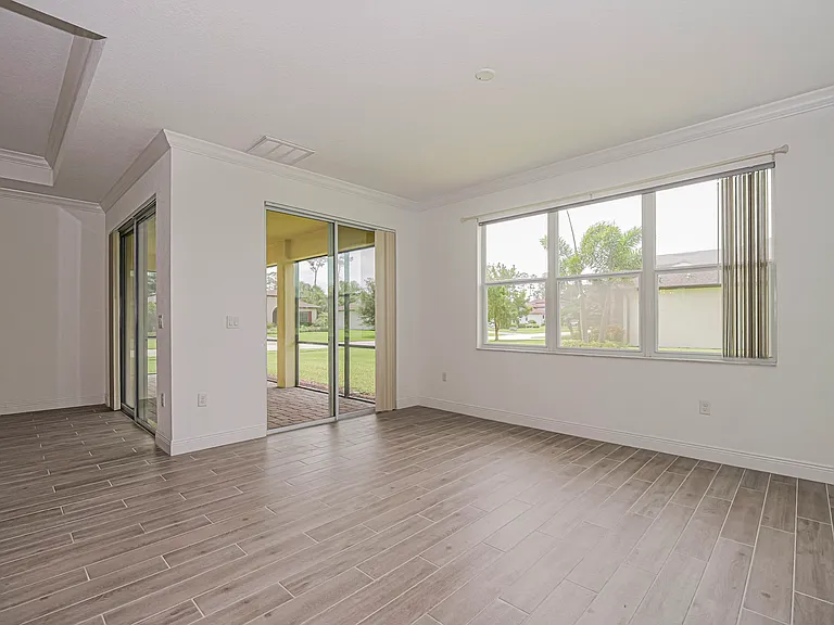 6220 Arcadia Sq — Photo 13