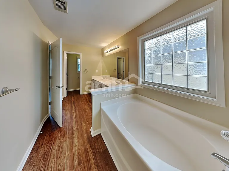 16 Creekside Way — Photo 11