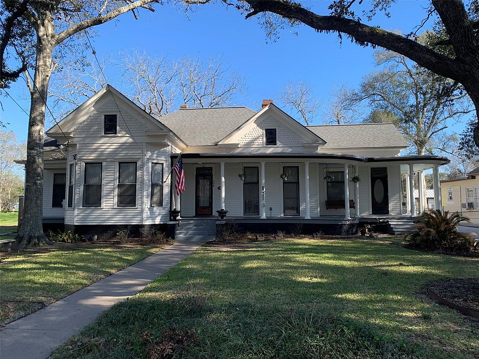 1st image of 406 E Prairie Ave
