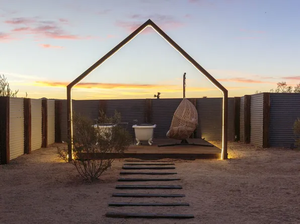 978 Hilton Ave, Yucca Valley, CA 92284