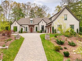 11 Beadle Ln, Asheville, NC 28803