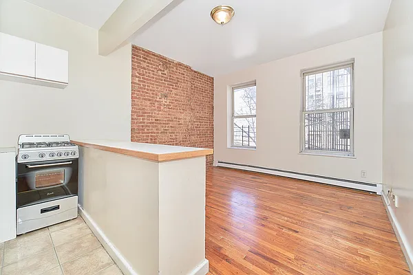 Rented by Living New York | media 18