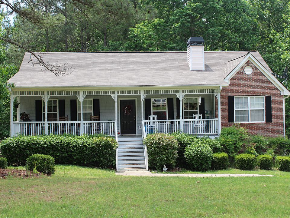 1st image of 327 Nicole Dr