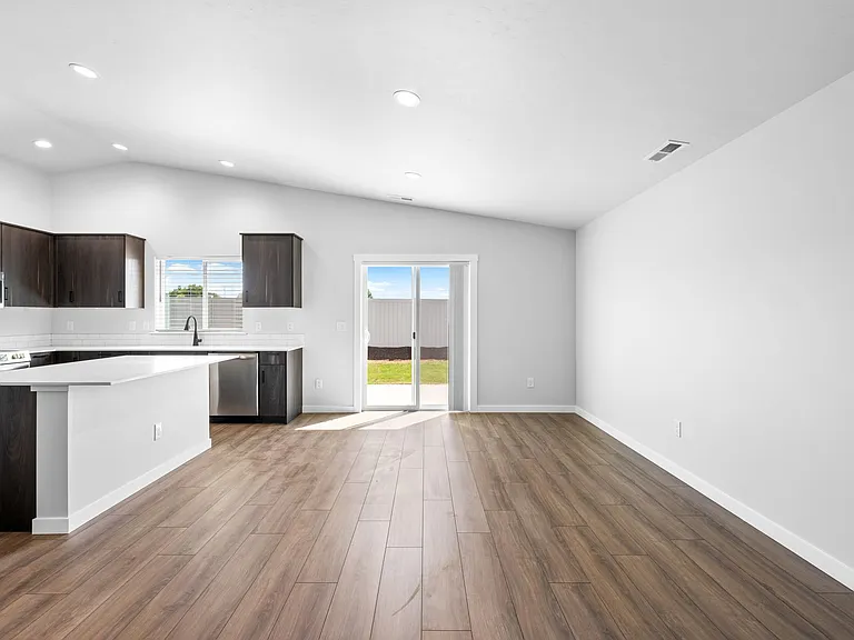 5456 S Memory Pl — Photo 9