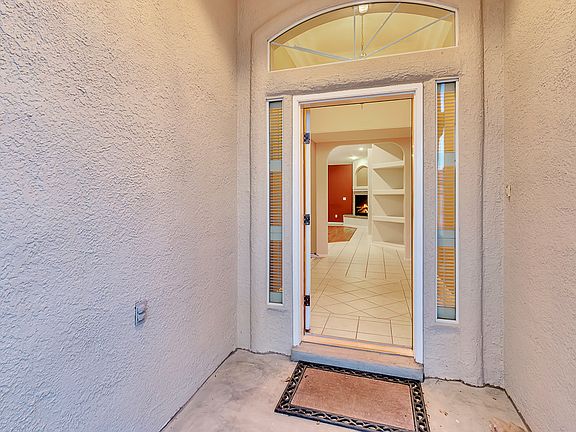 3rd image of 781 Maxey Marie Dr