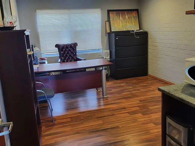12211 Hawthorne Blvd #204 — Photo 4