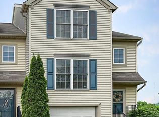 61 Woodmyre Ln, Enola, PA 17025
