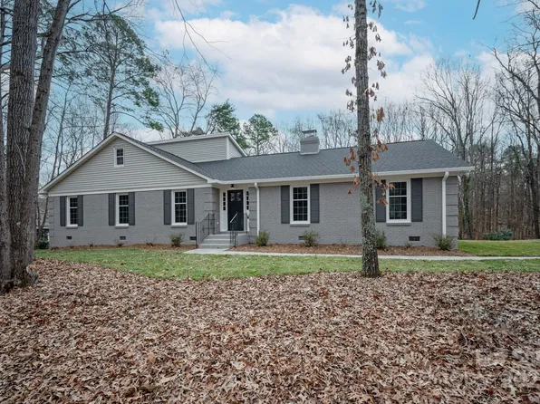 2401 High Ridge Rd, Charlotte, NC 28270