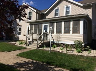 137 E Mill St, Columbus, WI 53925