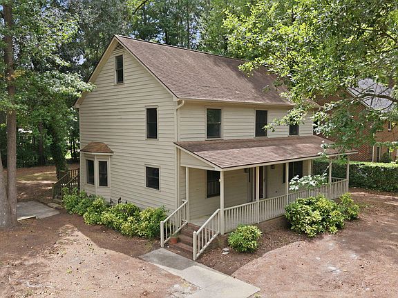 2nd image of 515 Crestline Boulevard