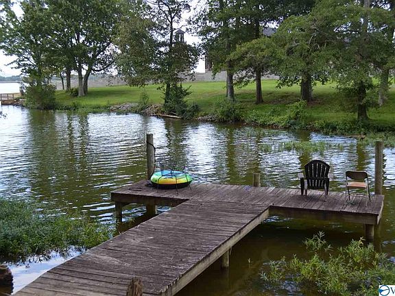 3rd image of 160 County Road 469