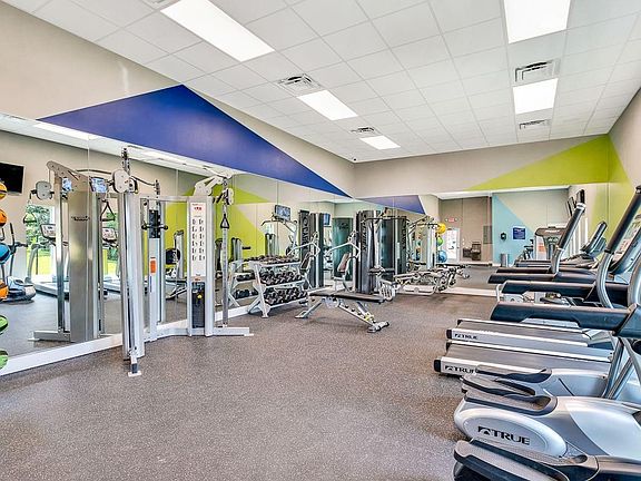 4th image of 529 S Parsons Ave #1016