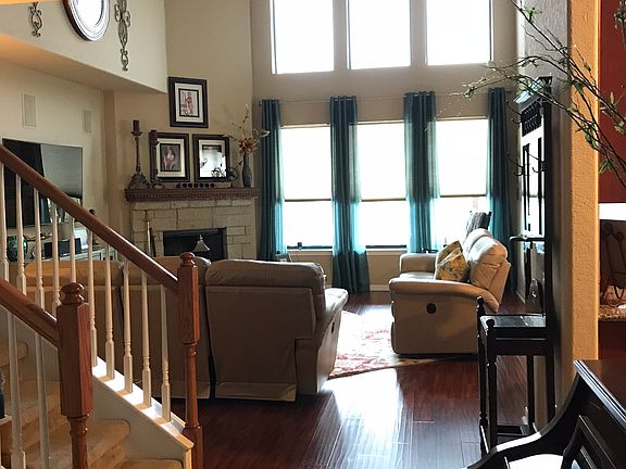 Entry way into living room