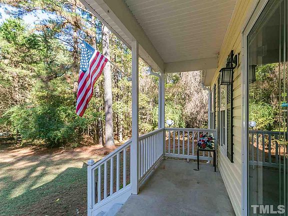 2nd image of 154 Nakoma Dr