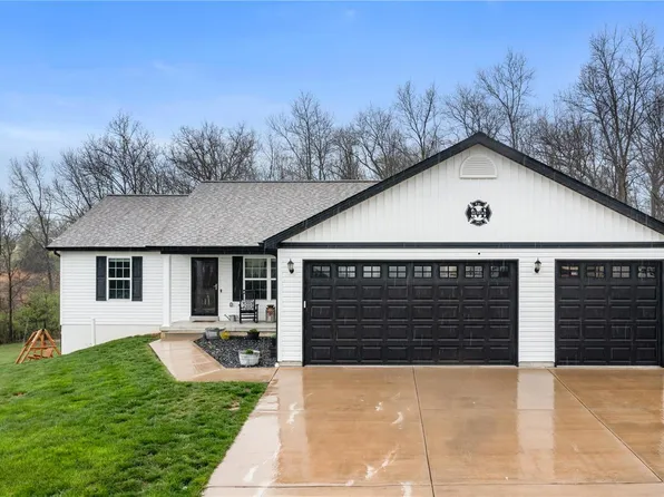 149 Linder Ln, Winfield, MO 63389