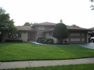 1210 N Keebie Ct, Addison, IL 60101