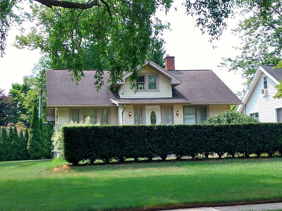 1st image of 322 E Windemere Ave