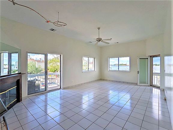 5th image of 170-190 Schofield St #2A