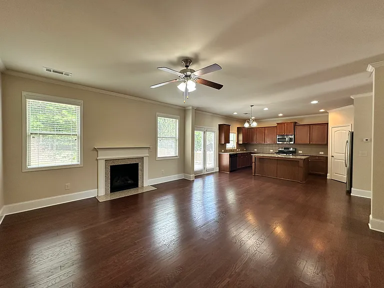 1610 Apple Blossom Dr — Photo 23