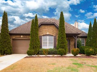 1279 Washington Dr, Moody, AL 35004