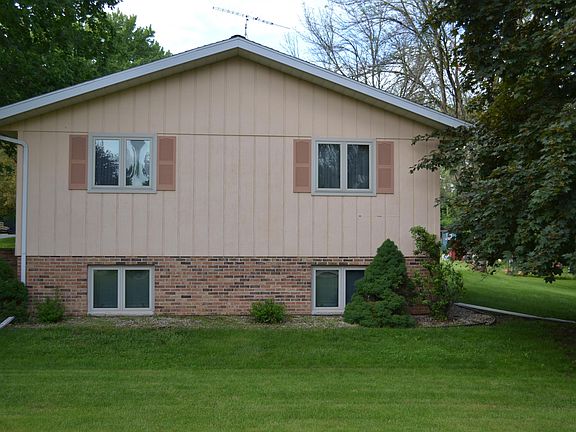 3rd image of 202 Moorland Dr