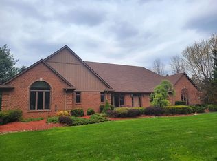 295 Sequoia Ln, Leonard, MI