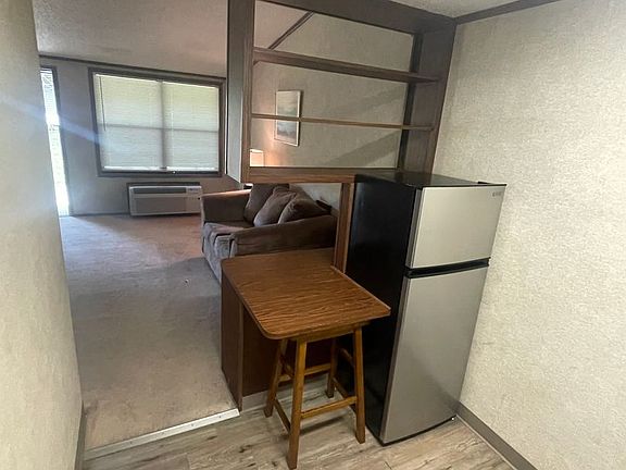 5th image of 101 Red Deer Ln #504