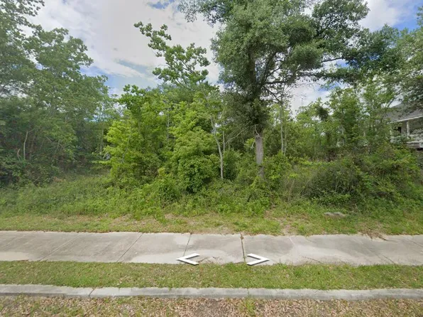 0 Dunbar Ave, Bay Saint Louis, MS 39520