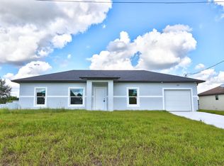 2502 30th St SW, Lehigh Acres, FL 33976