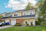 Stratton Ct-S0310-001.jpg