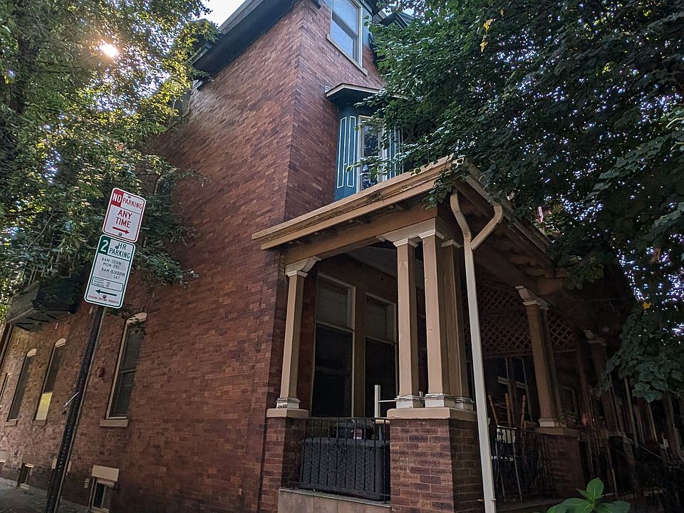 Corner house
