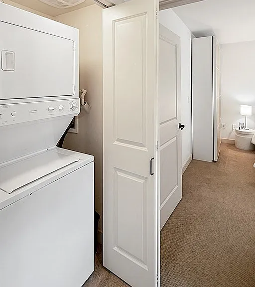 5001 California Ave SW #513 — Photo 4