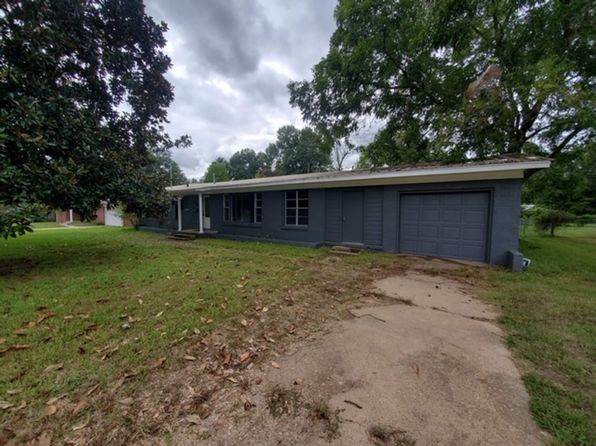 1405 Doris Dr